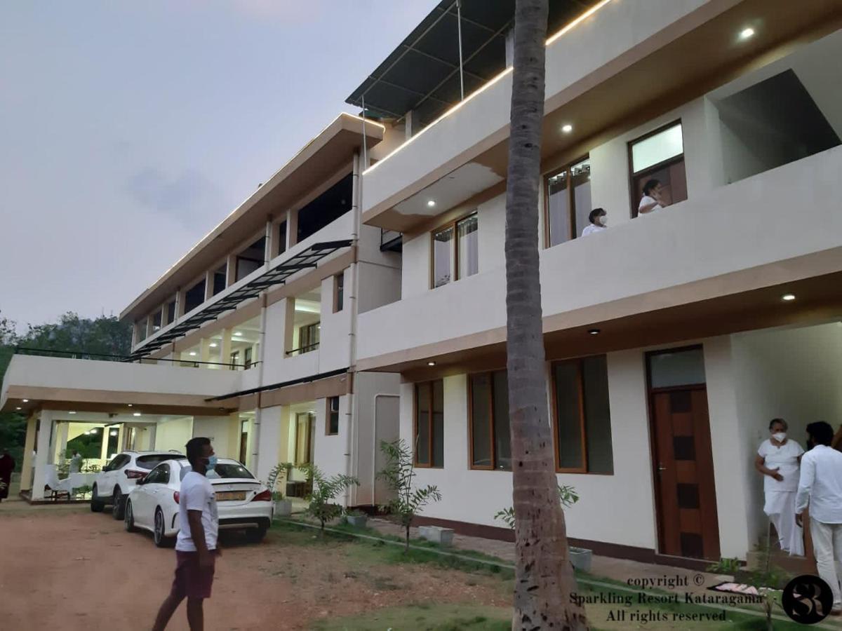 Sparkling Resort Kataragama Exterior photo